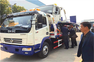 景宁汽车道路救援拖车价格